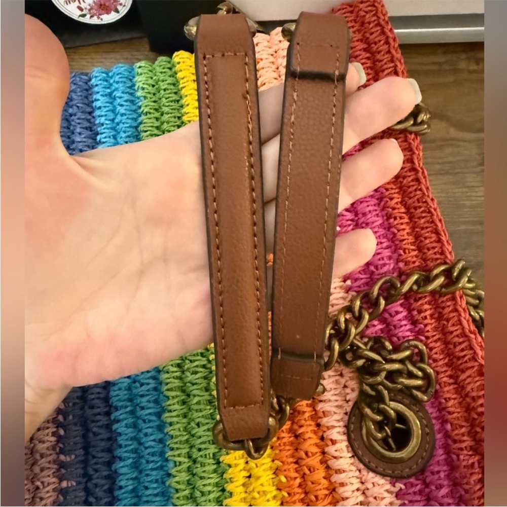 Kurt Geiger Rainbow Raffia shoulder bag/ tote w chunky chain and leather straps - Picture 10 of 10